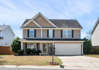 414 Branchmoor Court, Fuquay Varina, NC 27526