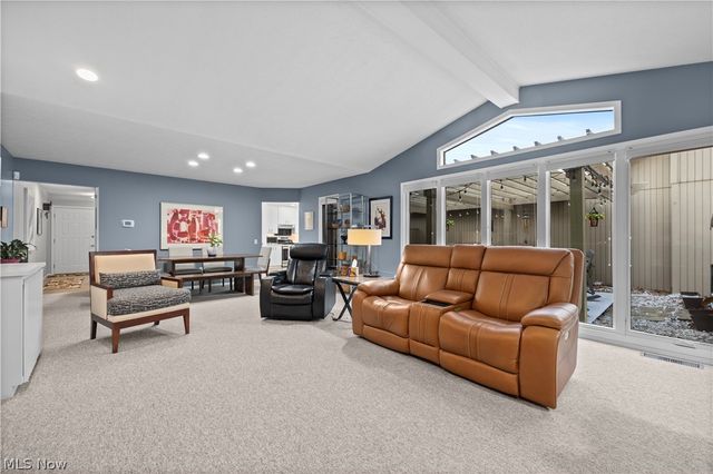 33112 Cedar Branch Circle, North Ridgeville, OH 44039