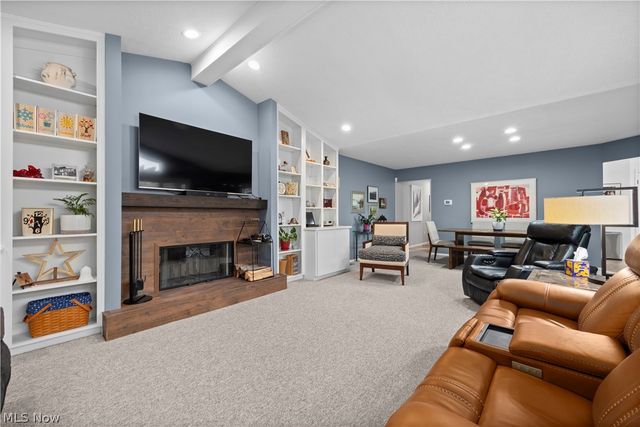 33112 Cedar Branch Circle, North Ridgeville, OH 44039