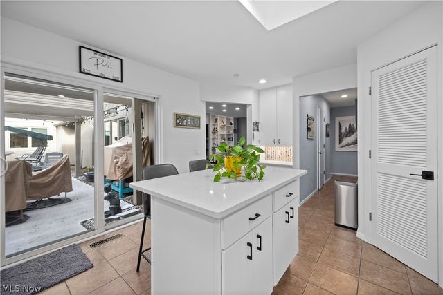 33112 Cedar Branch Circle, North Ridgeville, OH 44039