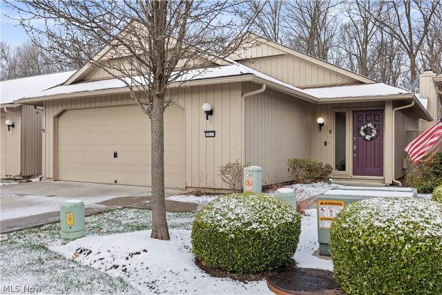33112 Cedar Branch Circle, North Ridgeville, OH 44039