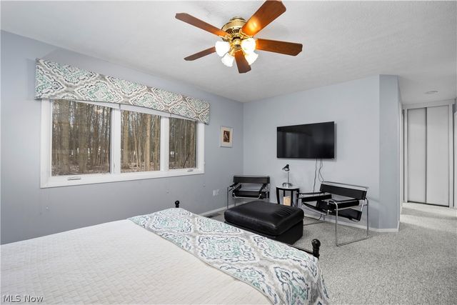 33112 Cedar Branch Circle, North Ridgeville, OH 44039