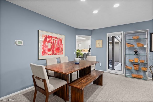 33112 Cedar Branch Circle, North Ridgeville, OH 44039