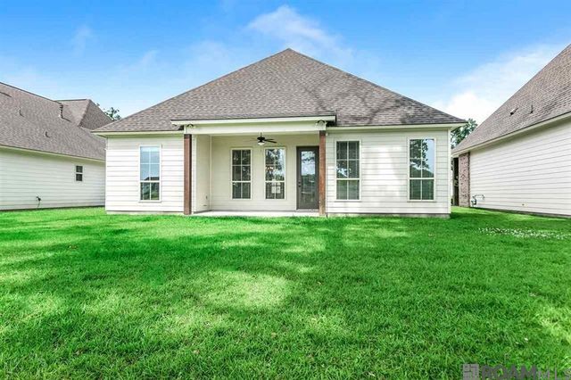 12186 Deventer Dr, Geismar, LA 70734