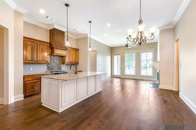 12186 Deventer Dr, Geismar, LA 70734