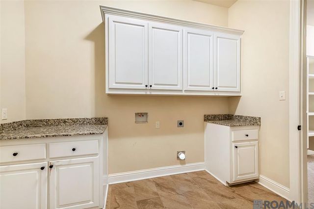 12186 Deventer Dr, Geismar, LA 70734