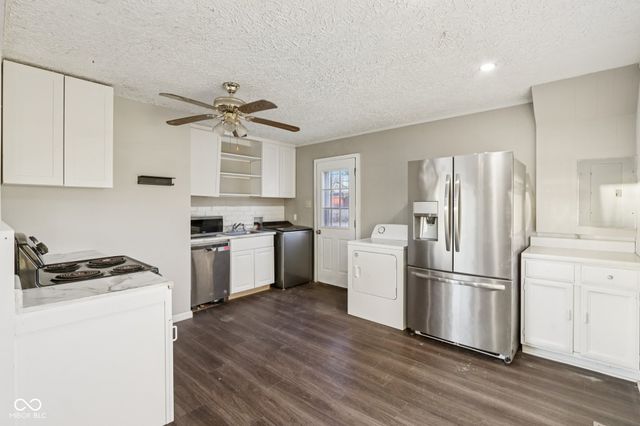 492 Carol Drive, Greenwood, IN 46143