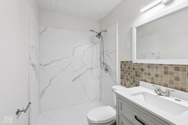 492 Carol Drive, Greenwood, IN 46143