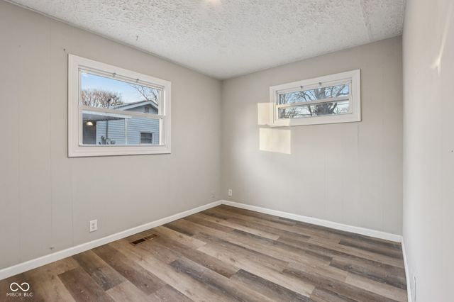 492 Carol Drive, Greenwood, IN 46143