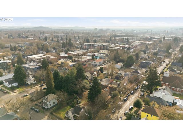 4066 N MISSOURI Ave, Portland, OR 97227