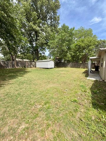 2708 Noble Drive, Jonesboro, AR 72401