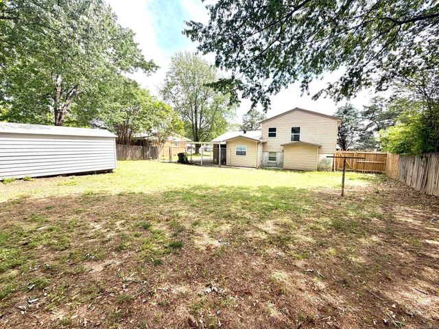 2708 Noble Drive, Jonesboro, AR 72401