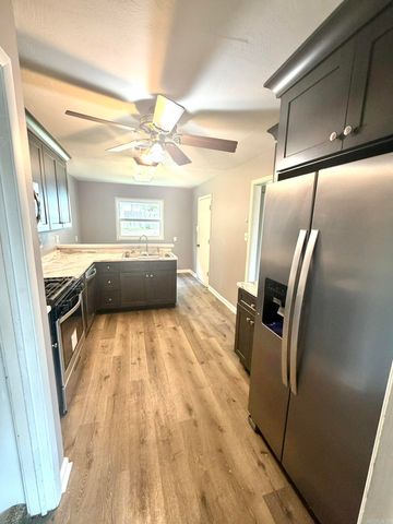2708 Noble Drive, Jonesboro, AR 72401
