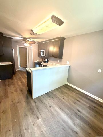 2708 Noble Drive, Jonesboro, AR 72401