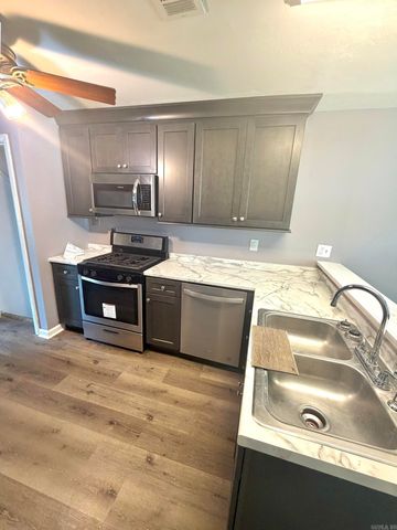 2708 Noble Drive, Jonesboro, AR 72401