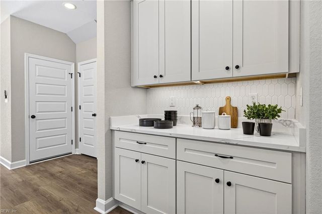 4668 Indian River RD, Virginia Beach, VA 23456