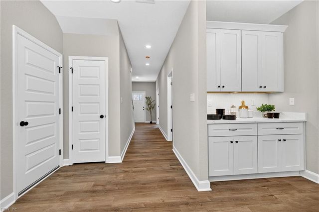 4668 Indian River RD, Virginia Beach, VA 23456