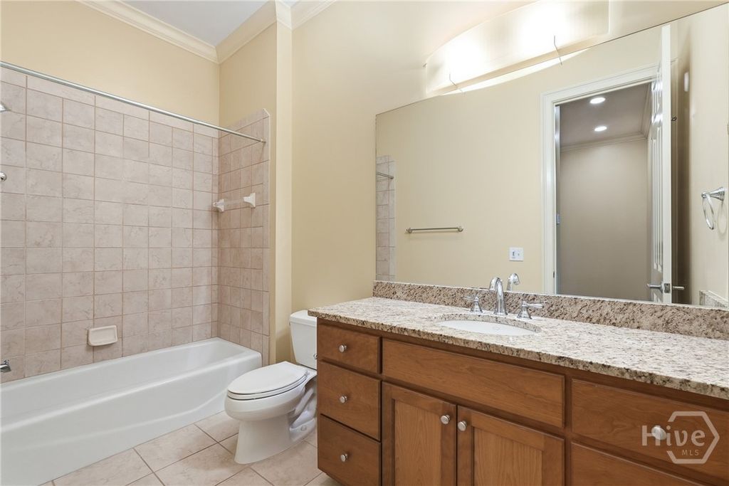 Image 22 of property listing at 464 Montgomery Street, Savannah, GA 31401