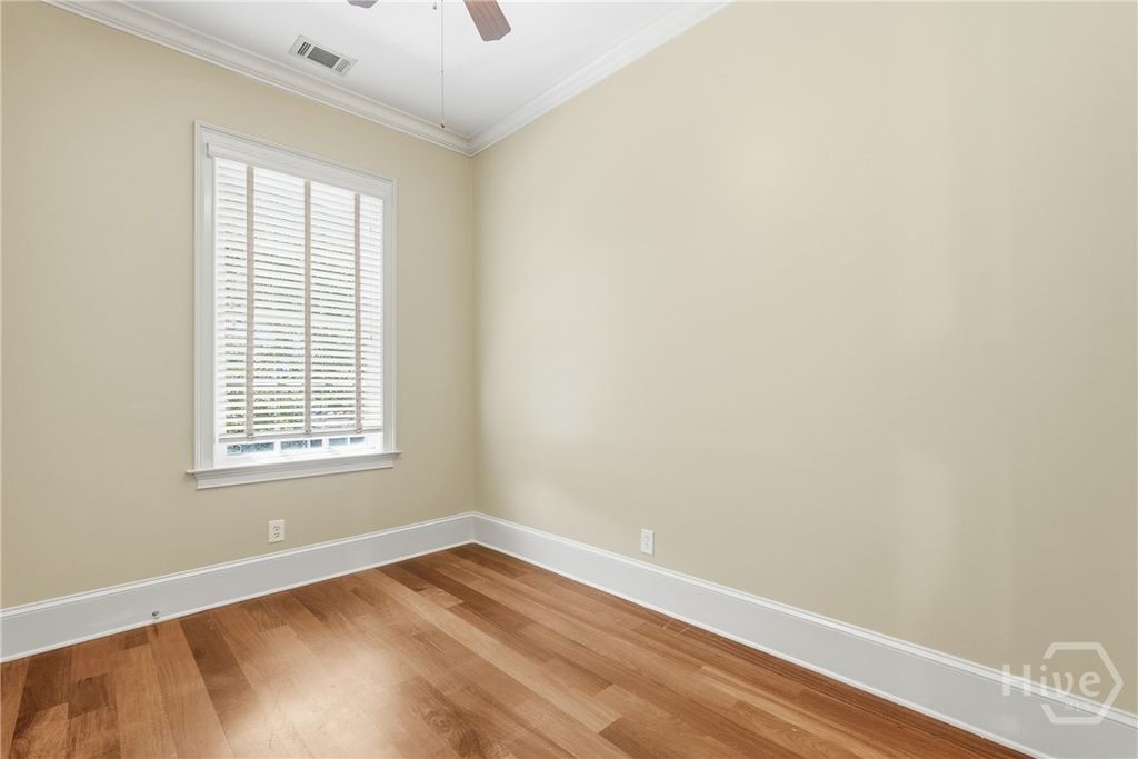 Image 23 of property listing at 464 Montgomery Street, Savannah, GA 31401