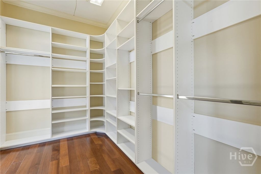 Image 28 of property listing at 464 Montgomery Street, Savannah, GA 31401