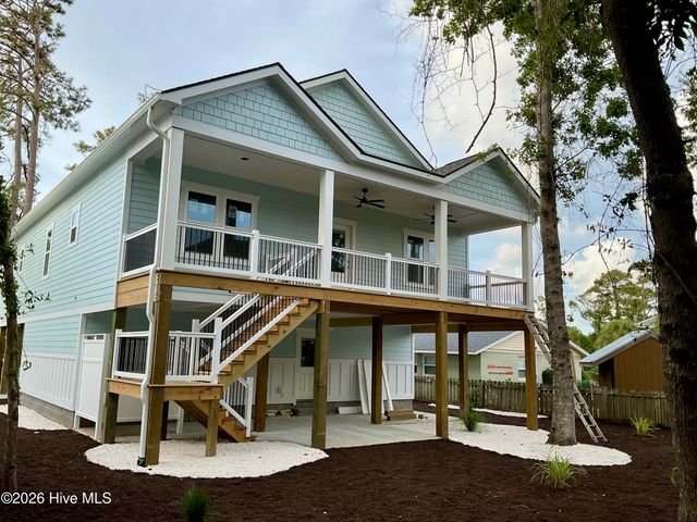 5605 E Yacht Drive, Oak Island, NC 28465