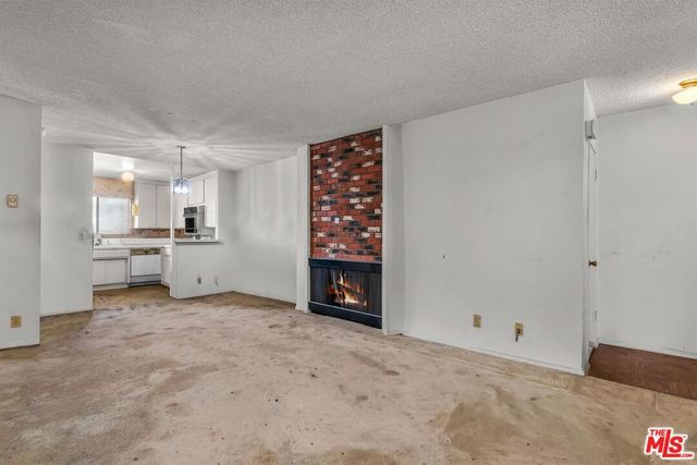 1730 Camden Avenue 207, Los Angeles, CA 90025