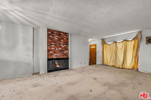 1730 Camden Avenue 207, Los Angeles, CA 90025
