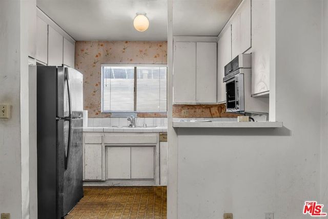 1730 Camden Avenue 207, Los Angeles, CA 90025