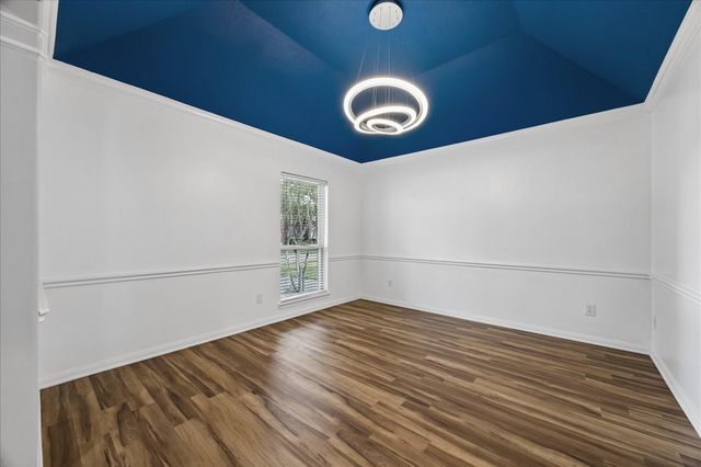 2110 Barrington Pointe Drive, League City, TX 77573