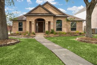 2110 Barrington Pointe Drive, League City, TX 77573