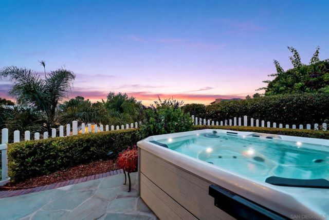 2254 Del Mar Heights Rd, Del Mar, CA 92014