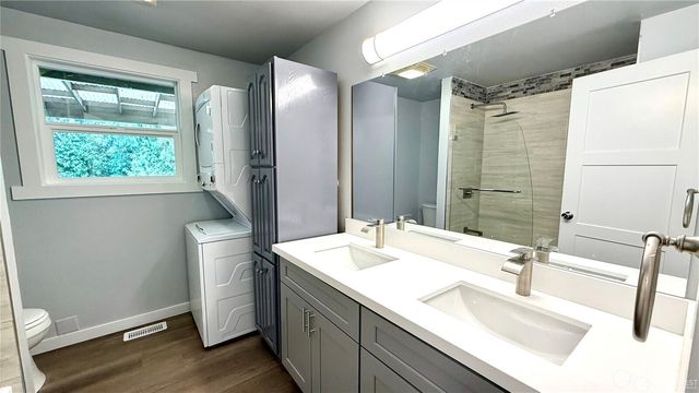 13676 197th Avenue SE, Renton, WA 98059