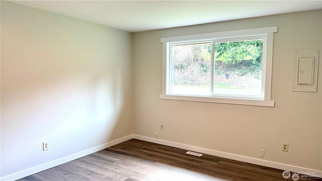 13676 197th Avenue SE, Renton, WA 98059