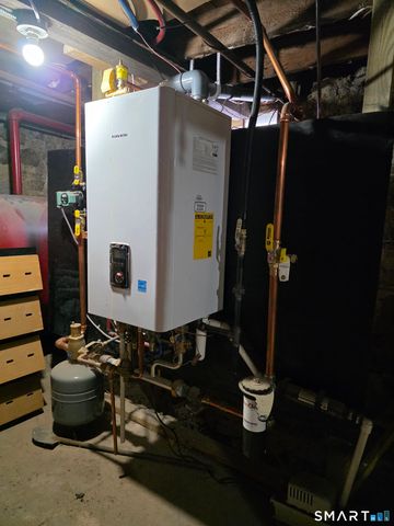 28 Platt Street, Waterbury, CT 06704