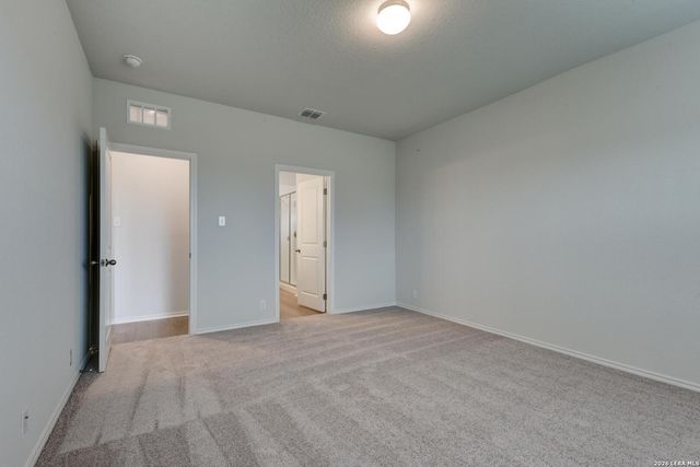 152 Yale St, Seguin, TX 78155