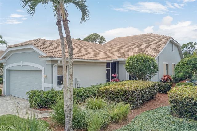 2226 Carnaby CT, Lehigh Acres, FL 33973