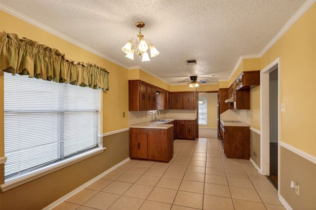 2422 Somersworth Drive, Shreveport, LA 71118