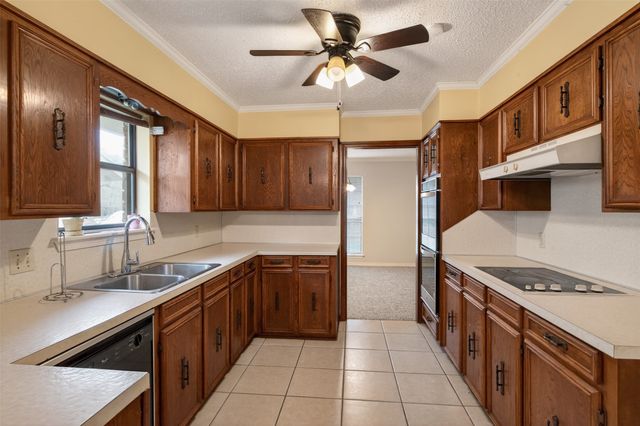 2422 Somersworth Drive, Shreveport, LA 71118