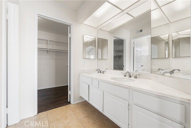 2145 W Avenue P8, Palmdale, CA 93551