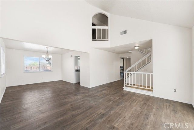 2145 W Avenue P8, Palmdale, CA 93551