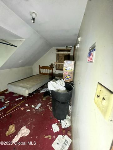 434 N Greenbush Road, North Greenbush, NY 12144