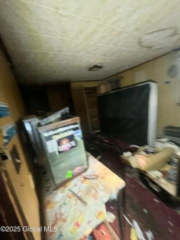 434 N Greenbush Road, North Greenbush, NY 12144