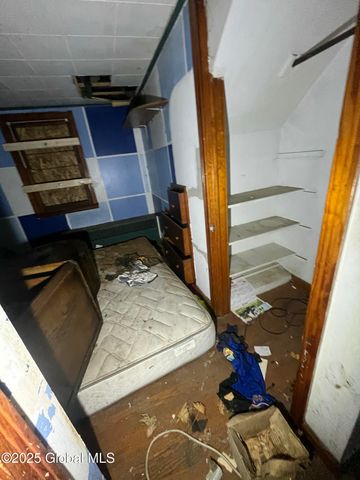 434 N Greenbush Road, North Greenbush, NY 12144