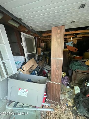 434 N Greenbush Road, North Greenbush, NY 12144