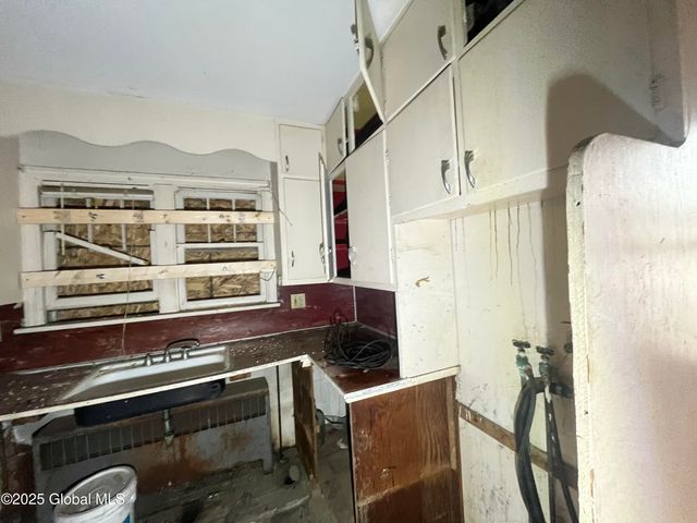 434 N Greenbush Road, North Greenbush, NY 12144