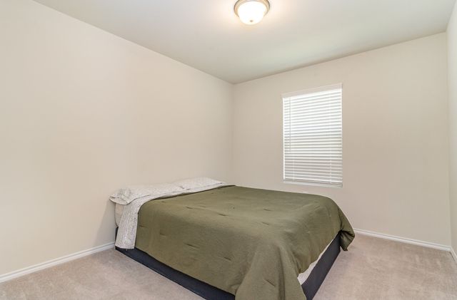 504 S Hopson Street, Van Alstyne, TX 75495