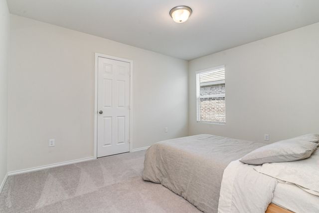 504 S Hopson Street, Van Alstyne, TX 75495