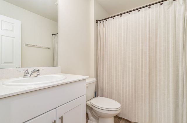 504 S Hopson Street, Van Alstyne, TX 75495