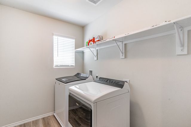 504 S Hopson Street, Van Alstyne, TX 75495