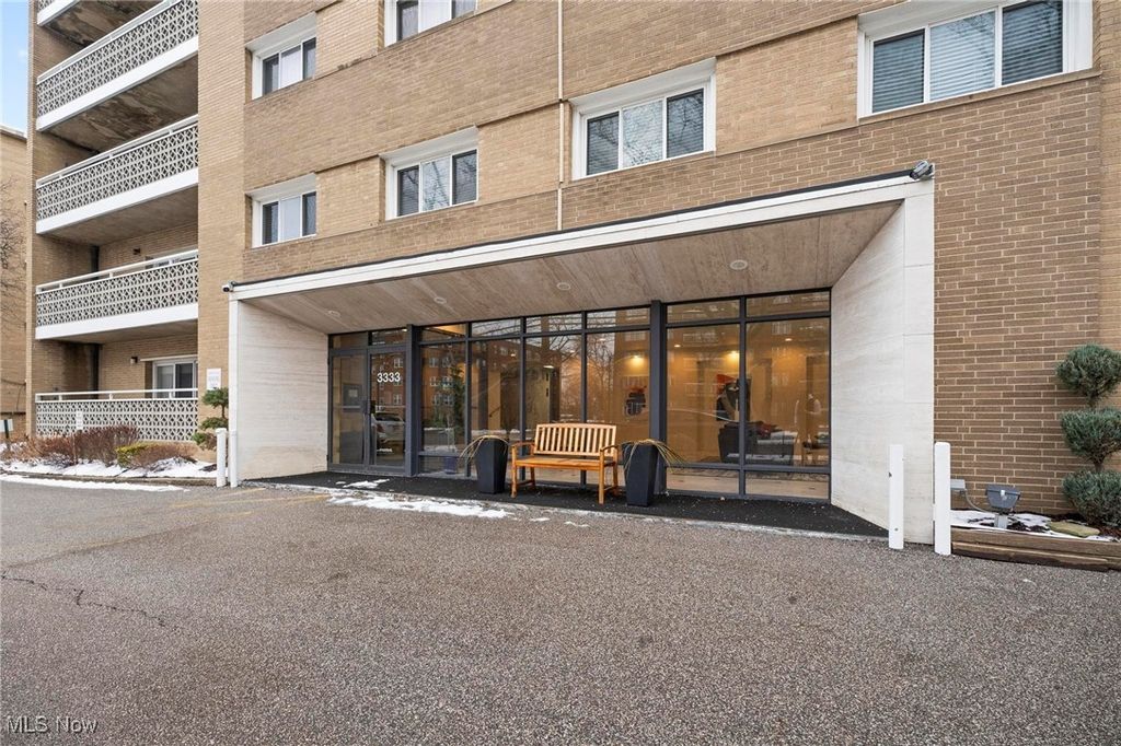 3333 Warrensville Center Road 214, Shaker Heights, OH 44122